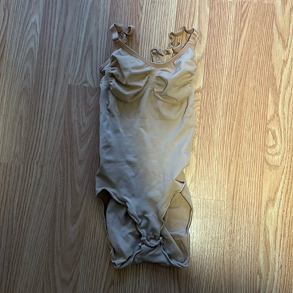 Skims shape wear